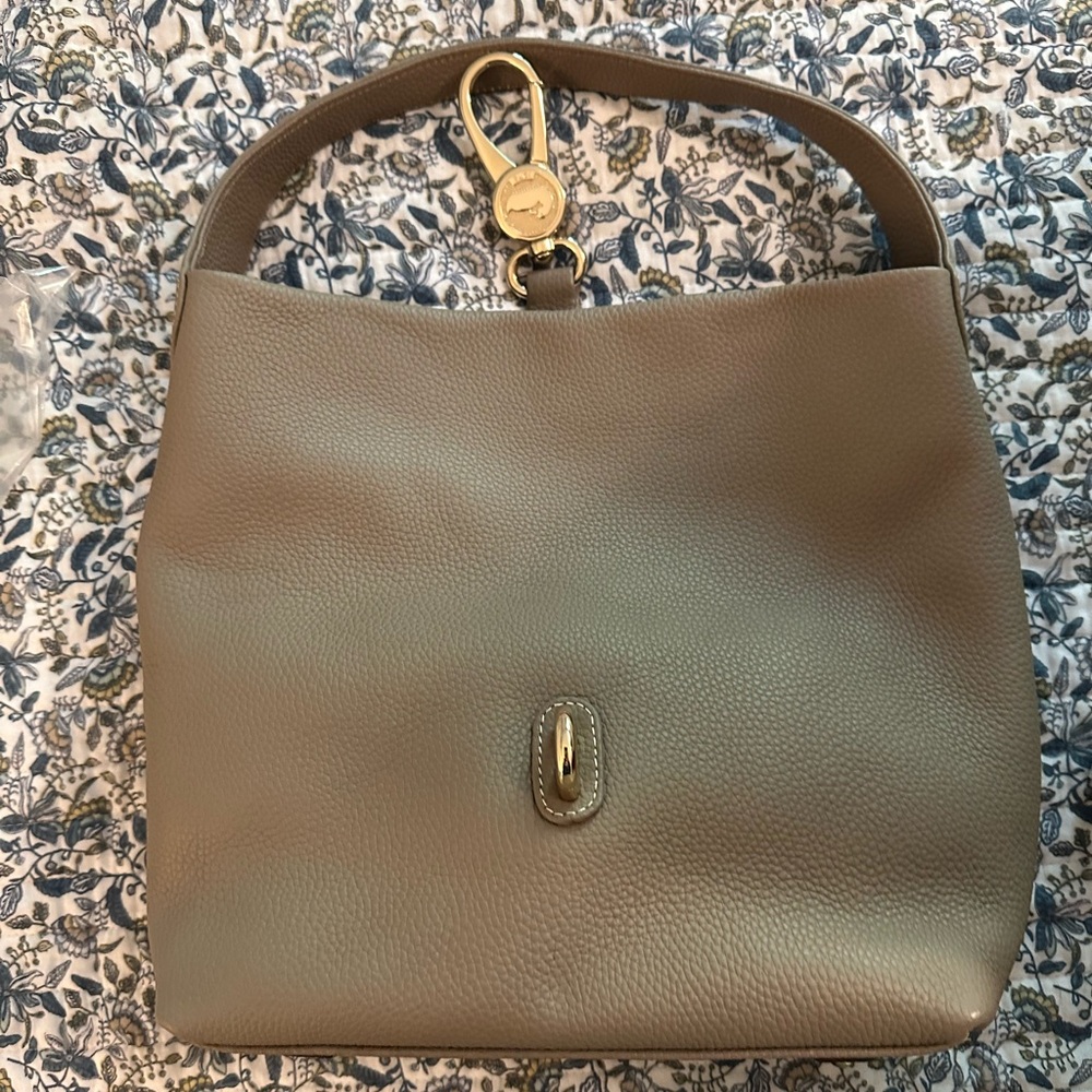 NEW-Dooney & Bourke Pebble Leather Lock Sack-Taupe - Picture 10 of 11